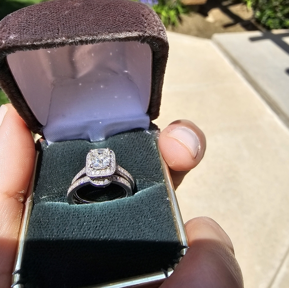 Cushion Cut Natural Diamond Wedding Ring Set - Picture 5 of 8